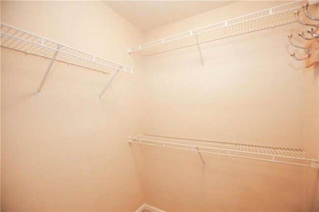 Building Photo - 1005 Landover Crossing