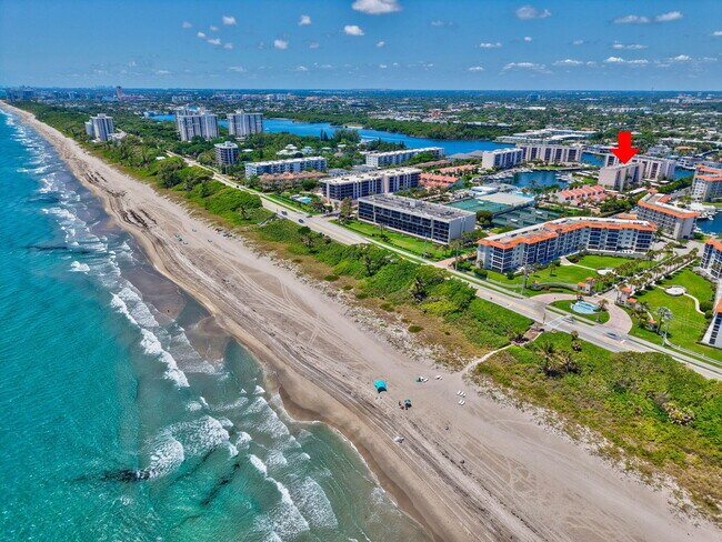 Primary Photo - 2707 N Ocean Blvd