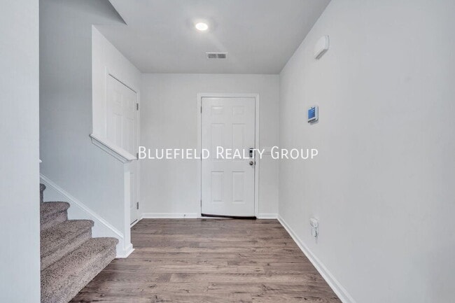 Building Photo - 1264 Canter Pl