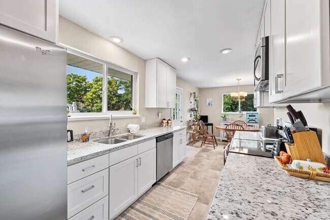 Building Photo - 2970 W 73rd Ave