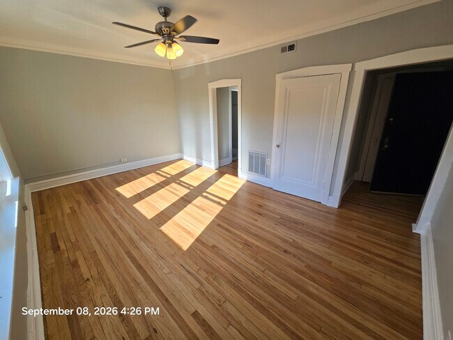 Building Photo - 4747 N Monticello Ave