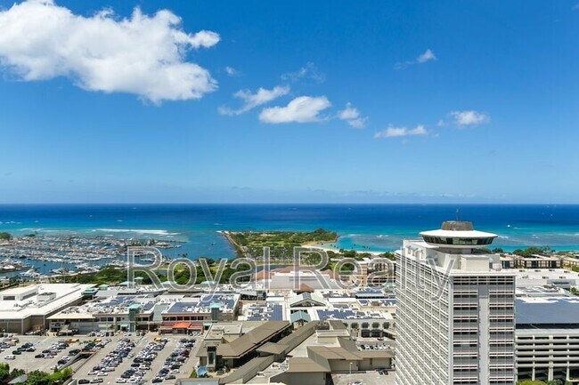 Building Photo - 629 Ke’eaumoku St