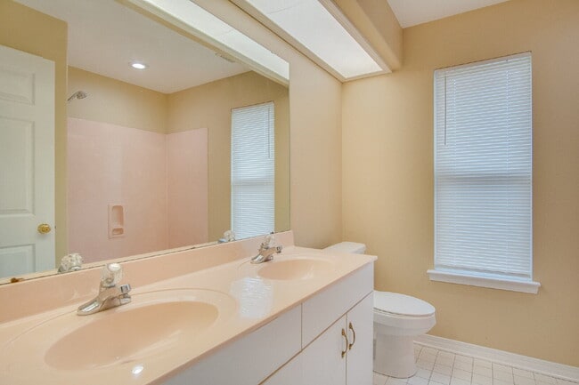 Building Photo - “Celebrate the Season! 4BR Cantonment Home...