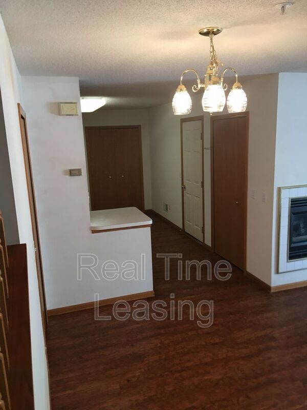 Building Photo - 8997 Scarlet Globe Dr