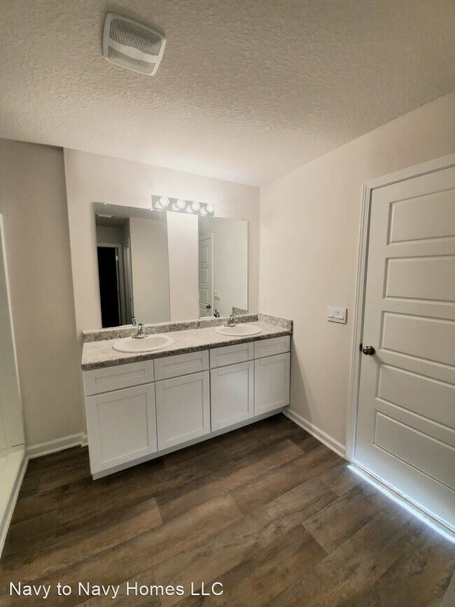 Building Photo - 4 br, 2 bath House - 7580 Steeplechase Blvd