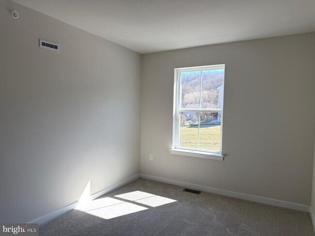 Building Photo - 115 Abramo Victor Dr