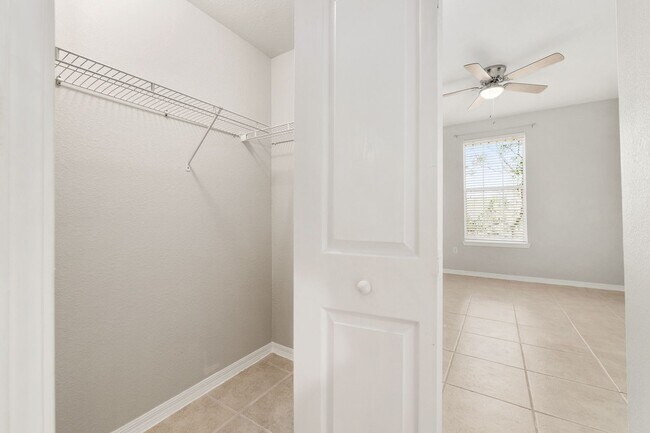 Building Photo - Charleston Place #2291