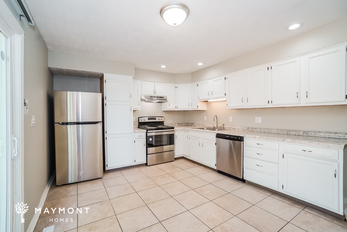 Building Photo - 3747 Christie Rd E