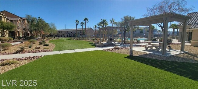 Building Photo - LOCATED JUST MINUTES FROM NELLIS AFB IN GU...