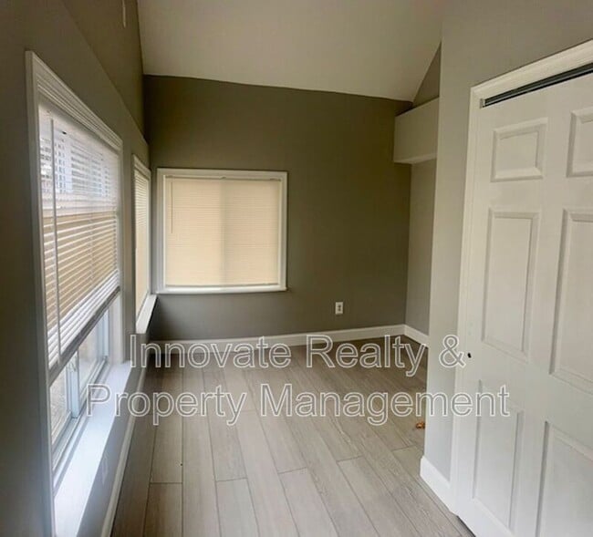 Building Photo - 2819 Comly Rd