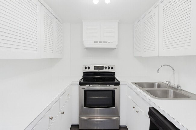 Building Photo - 7510 Hornwood Dr