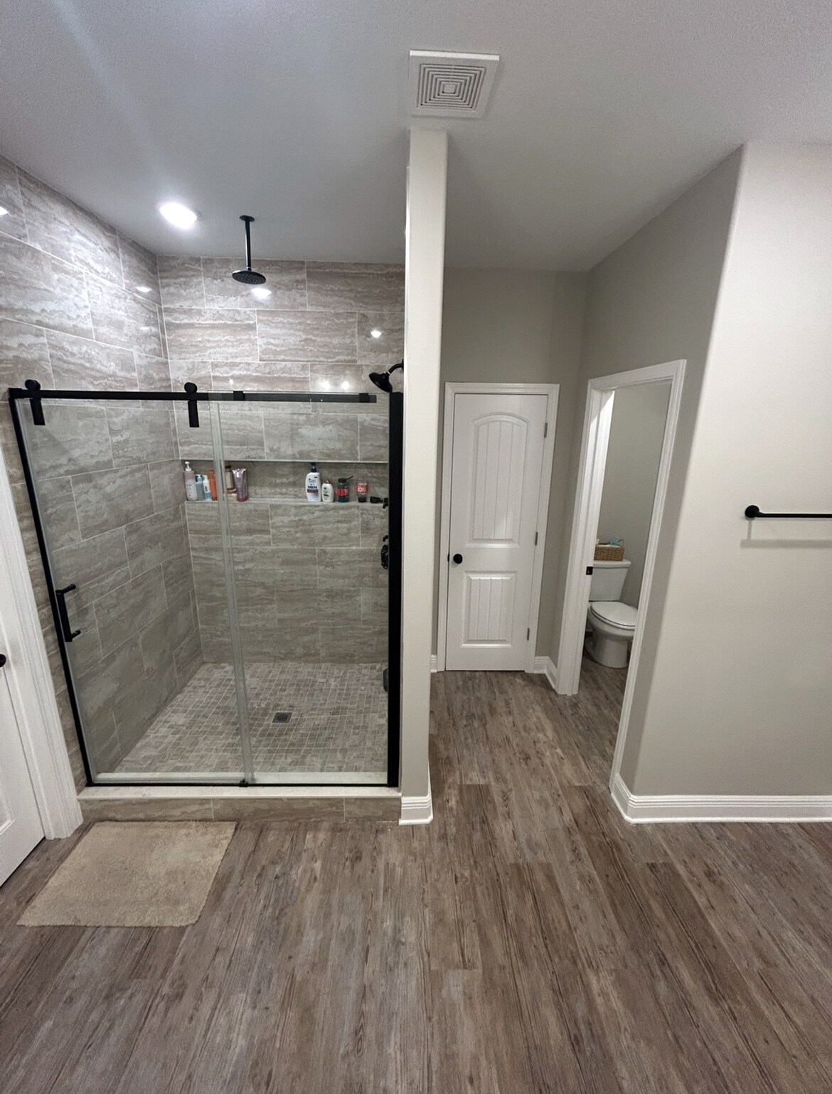 Building Photo - 5991 Born Dr