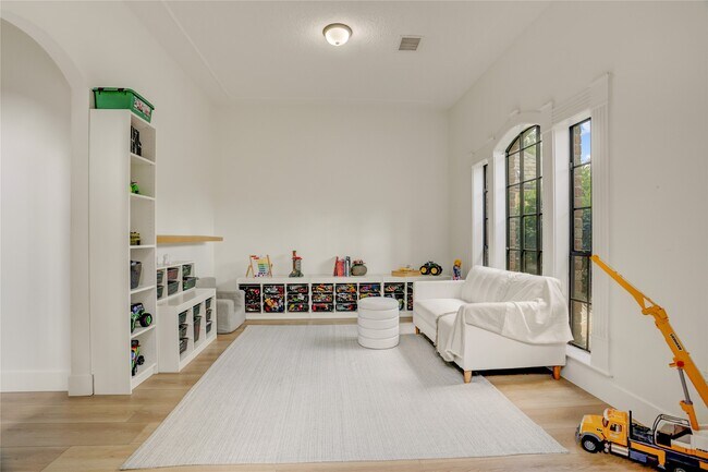 Building Photo - 11703 Wickhollow Ln