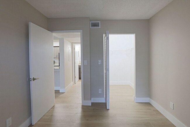 Building Photo - Mystic Gardens 5329-2903