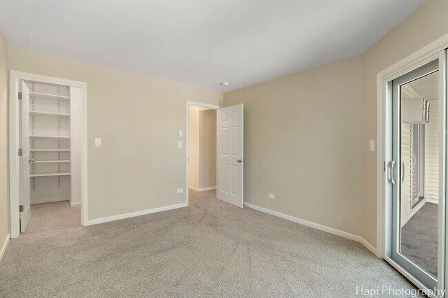 Building Photo - 4301 W Shamrock Ln