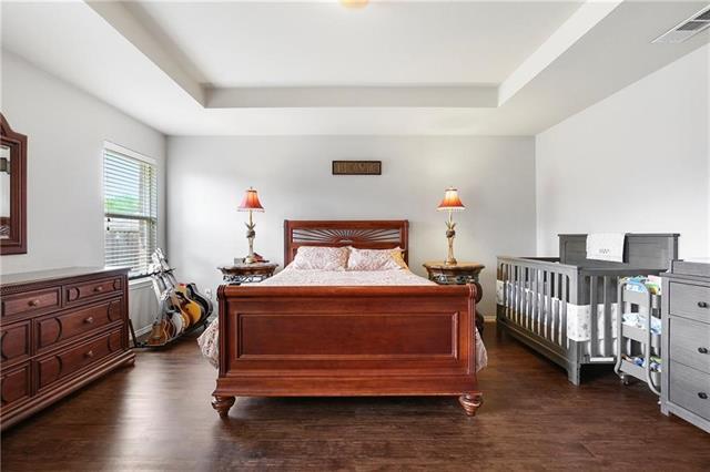Building Photo - 807 Windflower Dr