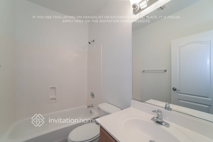 Building Photo - 8709 N 58th Ln