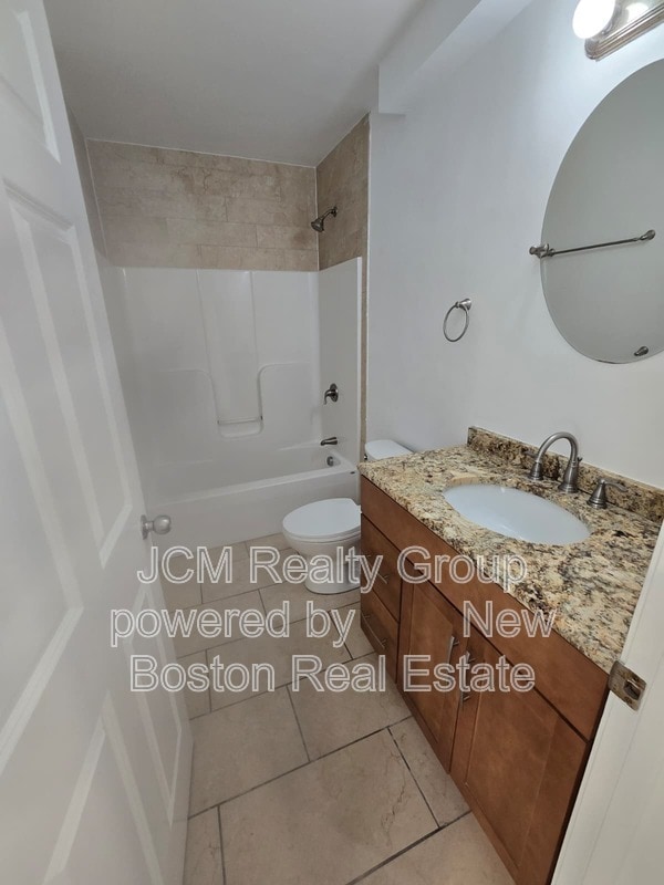 Building Photo - 373 Crescent Ave