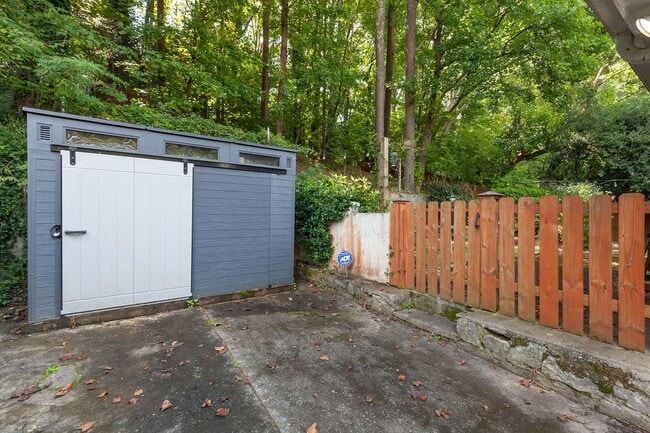 Building Photo - Charming North Decatur Rental – Steps from...
