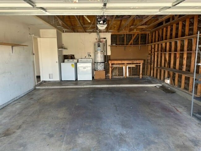 Building Photo - SW Remodeled 2 Bedroom!!