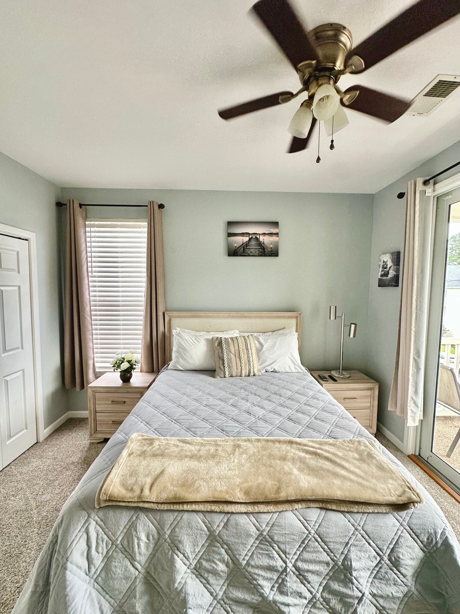 Building Photo - 1286 River Oaks Dr