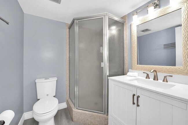 Building Photo - 9355 SW 8th St