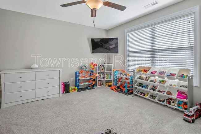 Building Photo - 1408 Friar Rock Cir