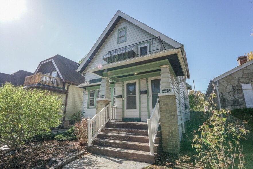 Building Photo - 2975 N 58th St