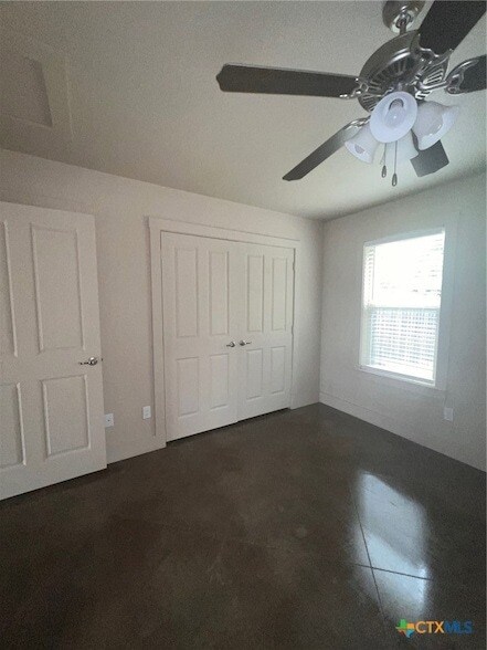 Building Photo - 1247 Honor Ln
