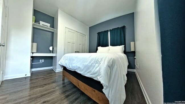 Building Photo - Rent Reduction Special!