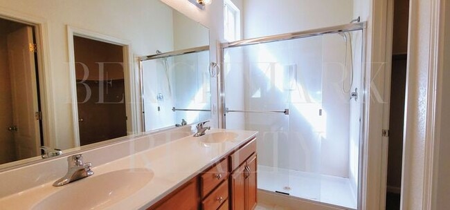 Building Photo - Beautiful 3 bedroom 2 bath plus 2 car garage in Damonte Ranch with New Carpet & Paint
