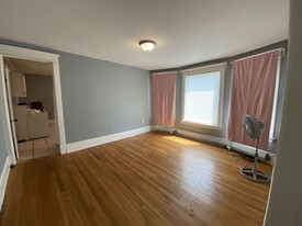 Building Photo - 970 Edgerton St