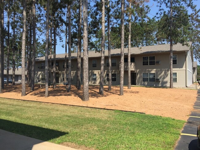 Building Photo - Sherman Oaks Apartments