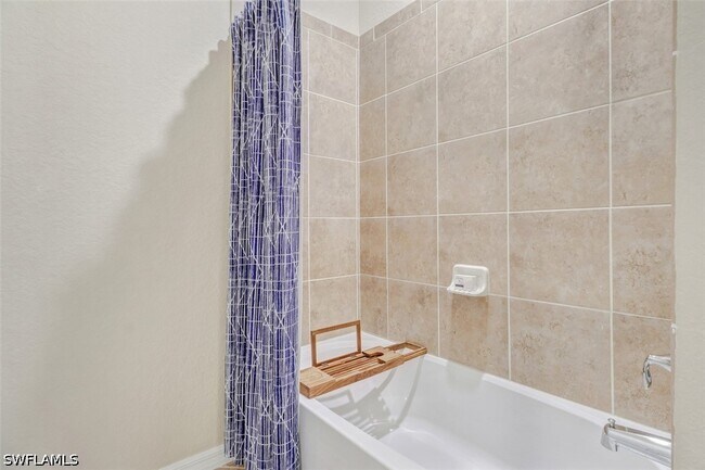 Building Photo - 9566 Trevi Ct