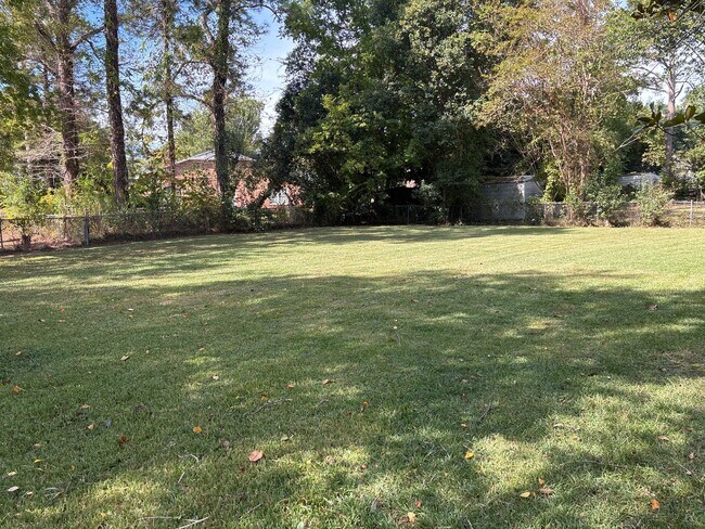 Building Photo - Great Home!