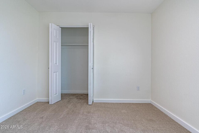 Building Photo - 4662 W Krall St