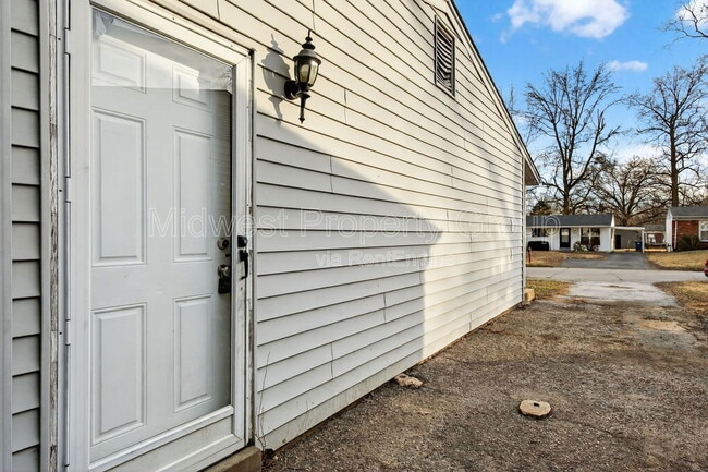 Building Photo - 1455 Redman Blvd