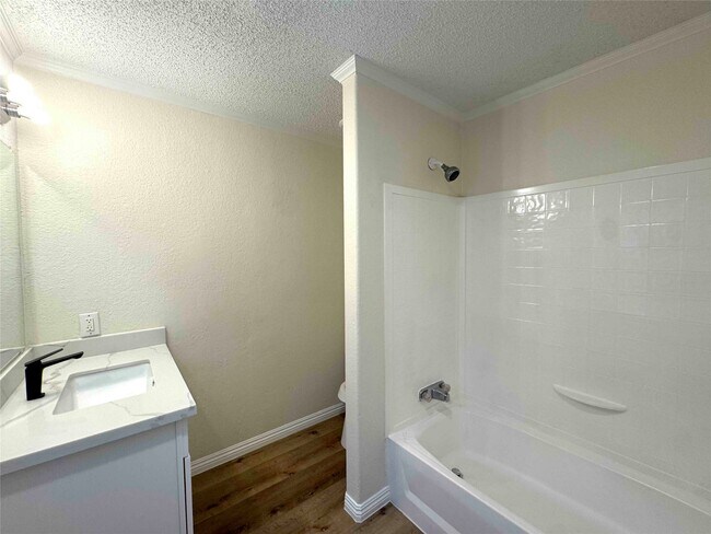 Building Photo - 11730 Greenglen Dr