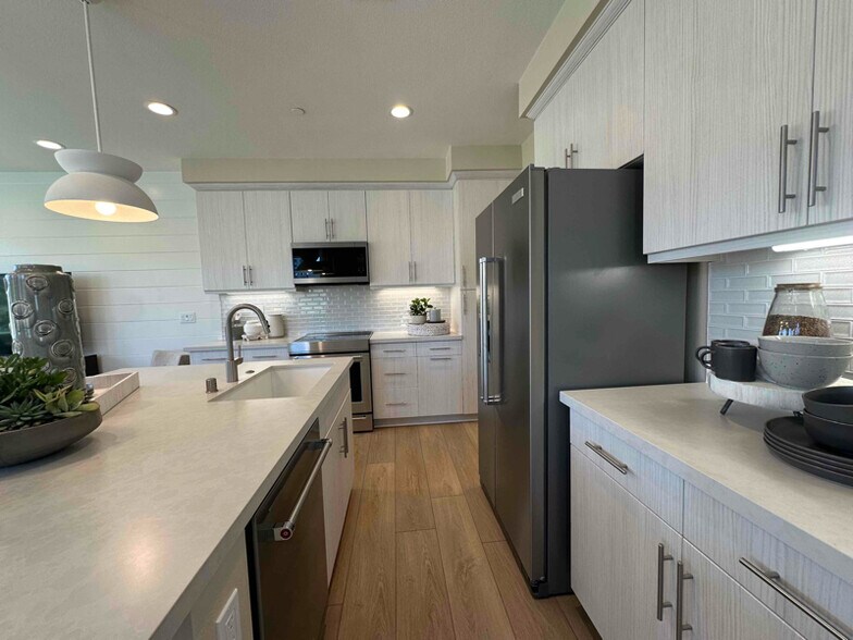 Building Photo - 502 spindle Way