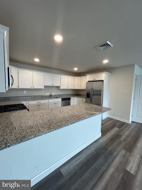 Building Photo - 3856 Ridge Pike