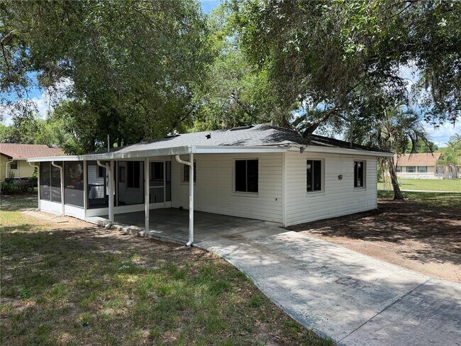 Building Photo - 301 S Seminole Ave