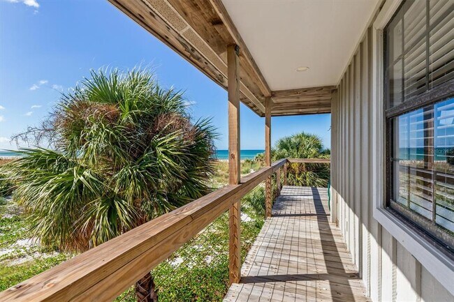 Building Photo - 9498 Alborado Rd