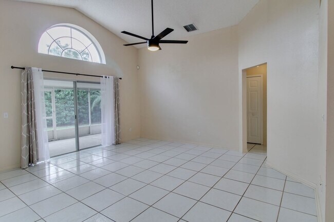 Building Photo - 10538 Sun Villa Blvd - Available December ...