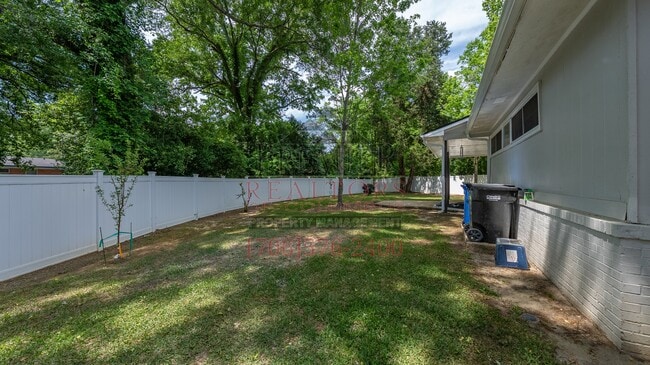 Building Photo - 1219 Dunbar Ct