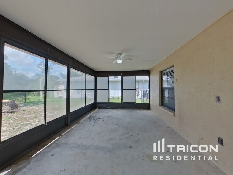 Building Photo - 1535 Bay Hill Cir