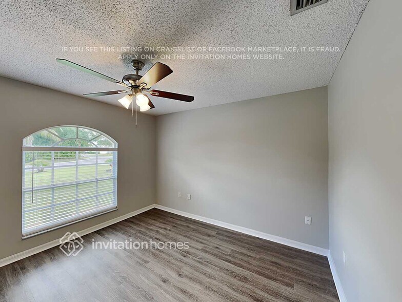 Building Photo - 2838 56th Ave Cir E