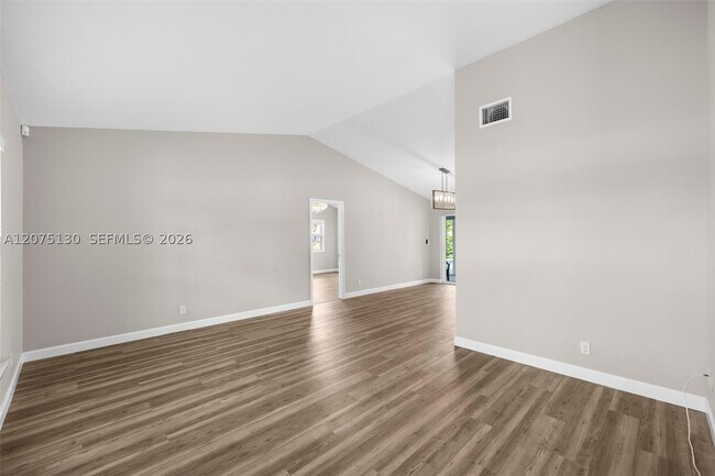 Building Photo - 1151 NW 78th Ave