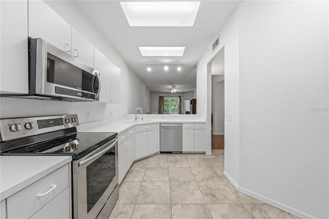 Building Photo - 22128 Little Lagoon Ct