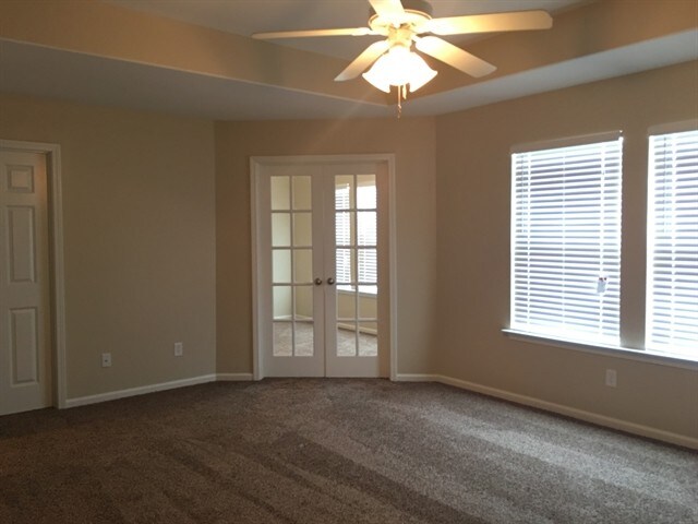 Building Photo - 415 Seabreeze Drive