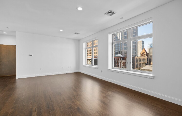 Building Photo - 425 Boylston St